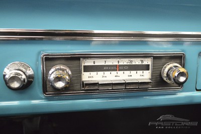 Ford Corcel Luxo 1971 (31).JPG
