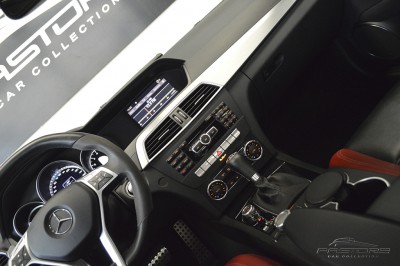 Mercedes-Benz  C63 AMG - 2012 (21).JPG