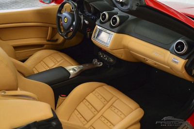 Ferrari Califórnia 4.3 V8 - 2012 (40).JPG