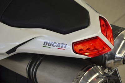 Ducati 1198 (7).JPG