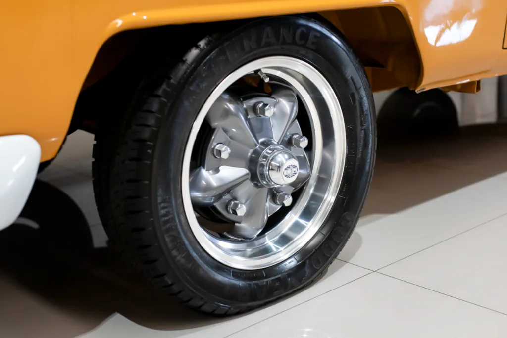 VW Volkswagen Kombi 1500
