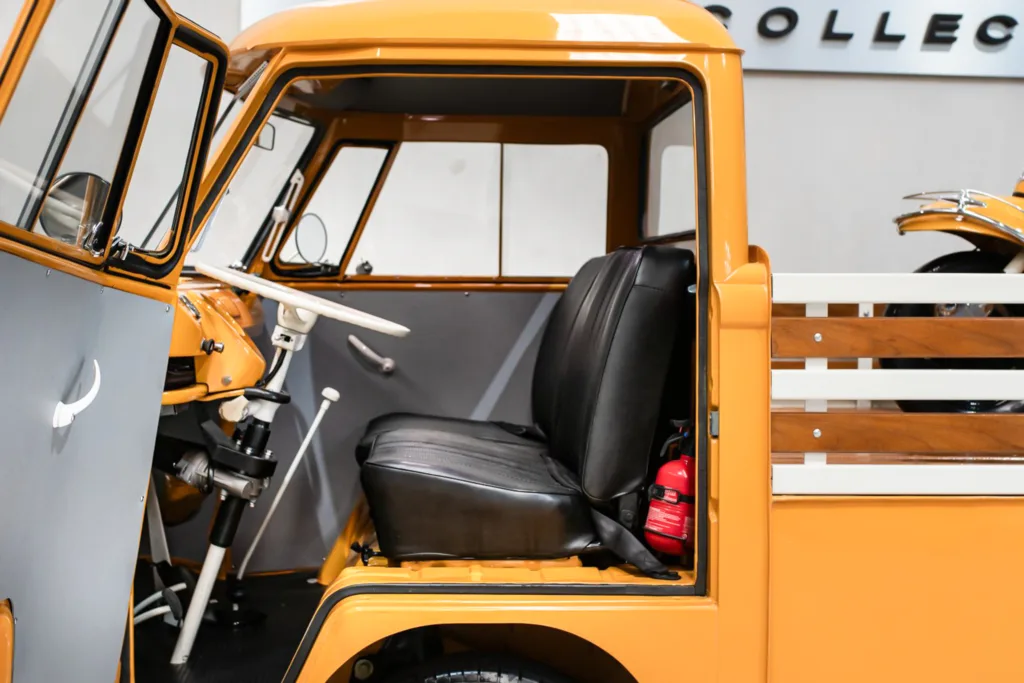 VW Volkswagen Kombi 1500