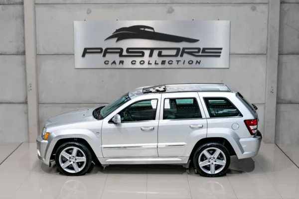 Jeep Grand Cherokee SRT8 – 2006