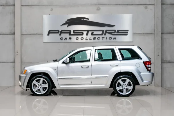 Jeep Grand Cherokee SRT8 – 2006