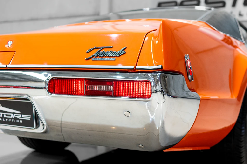 GM GM OLDSMOBILE TORNADO