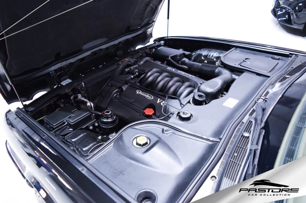 Jaguar Daimler V8