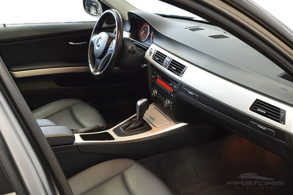 BMW 320i TOP