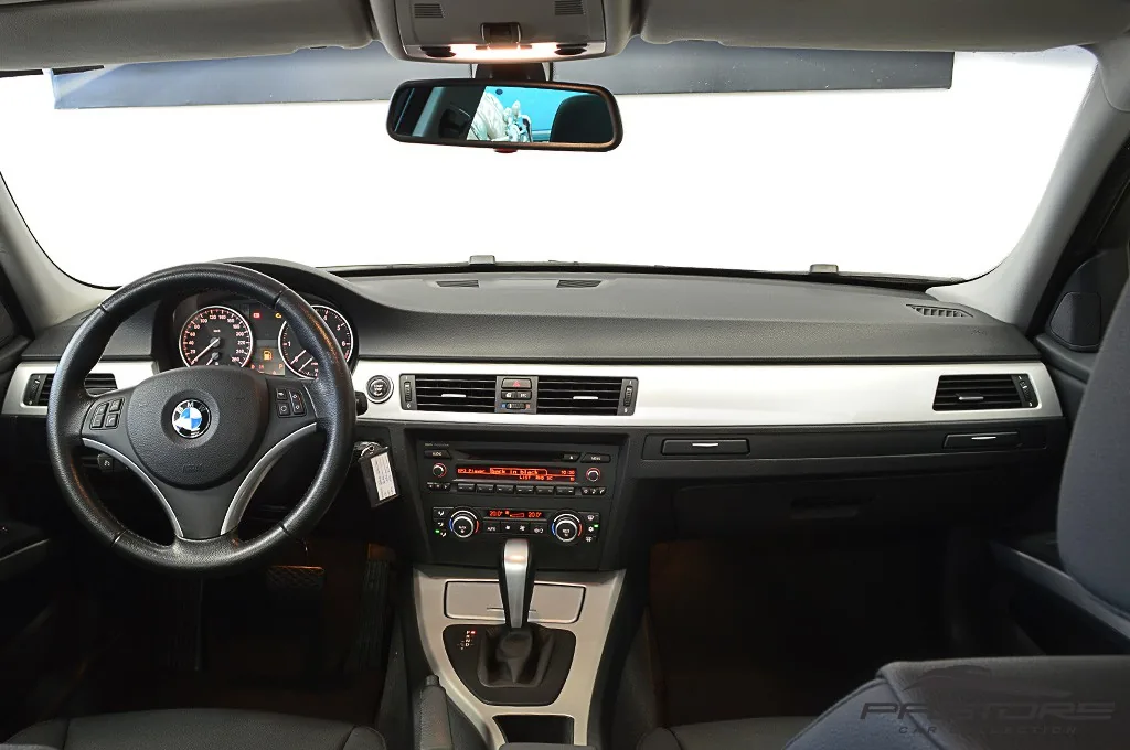 BMW 320i TOP