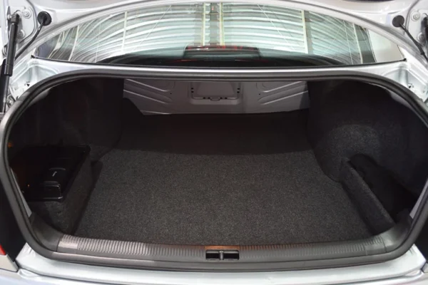 Audi A4 2.4 V6