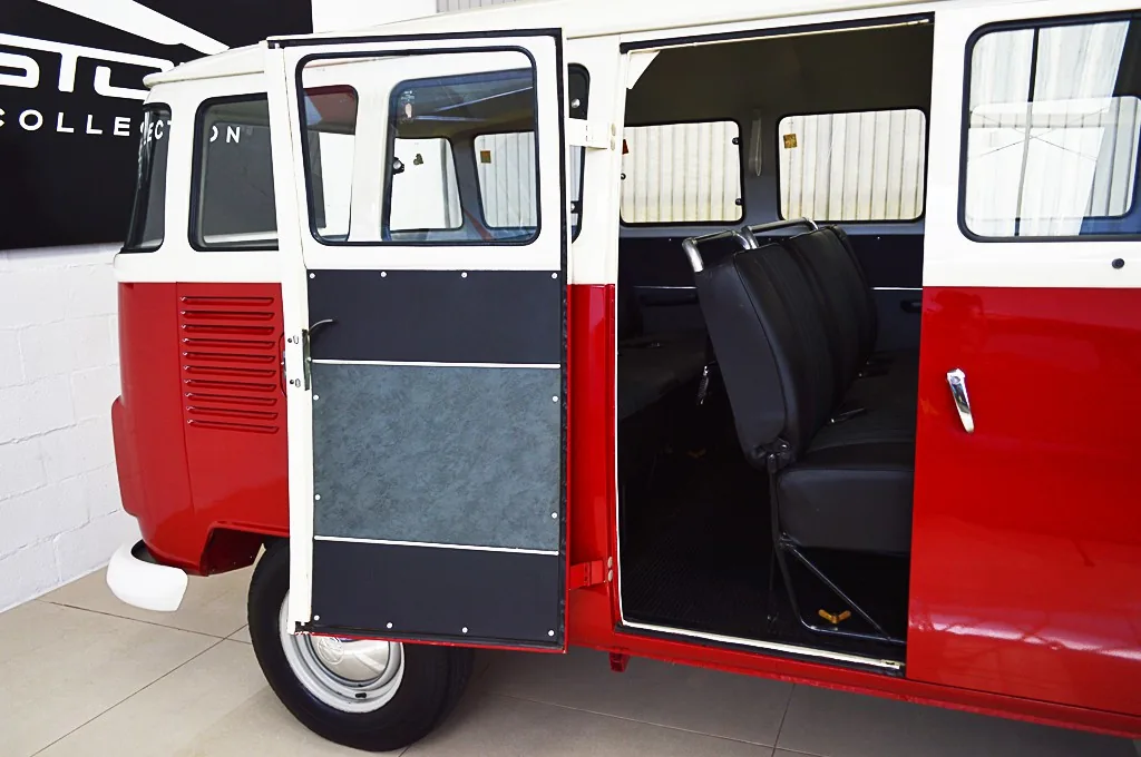 VW Kombi Luxo