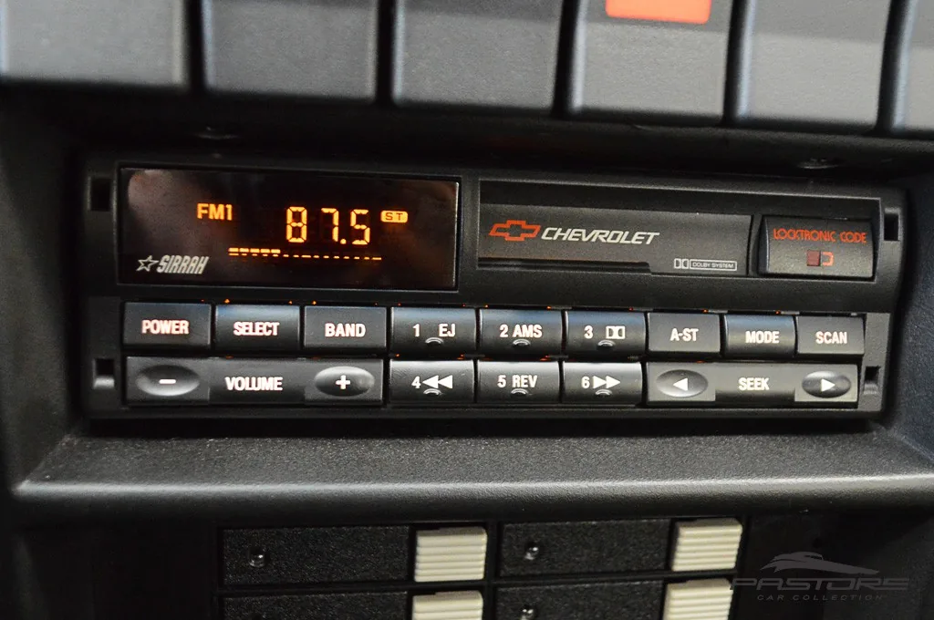 GM Omega CD