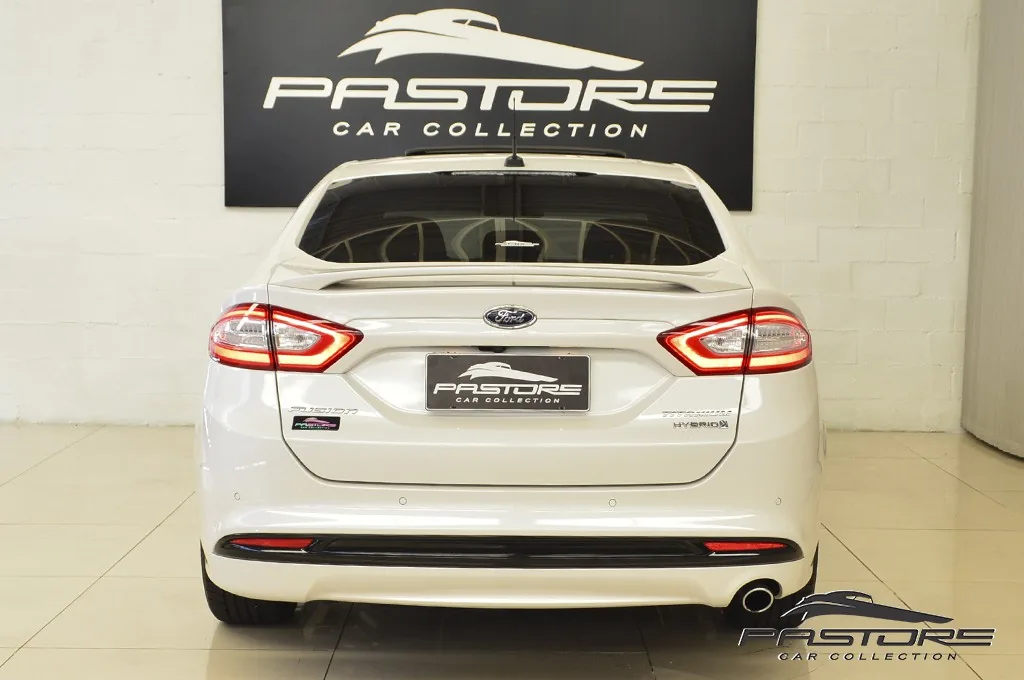 Ford Fusion Titanium Hybrid