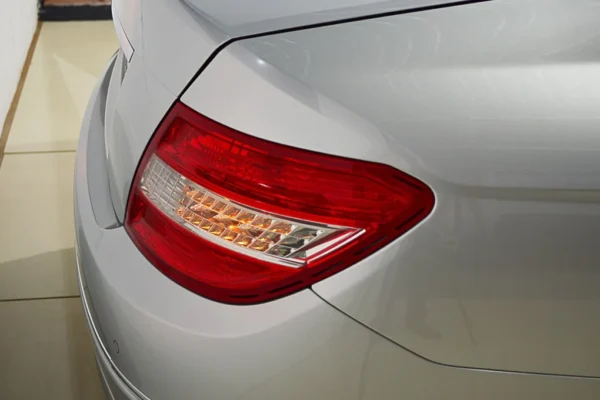 Mercedes-Benz C280