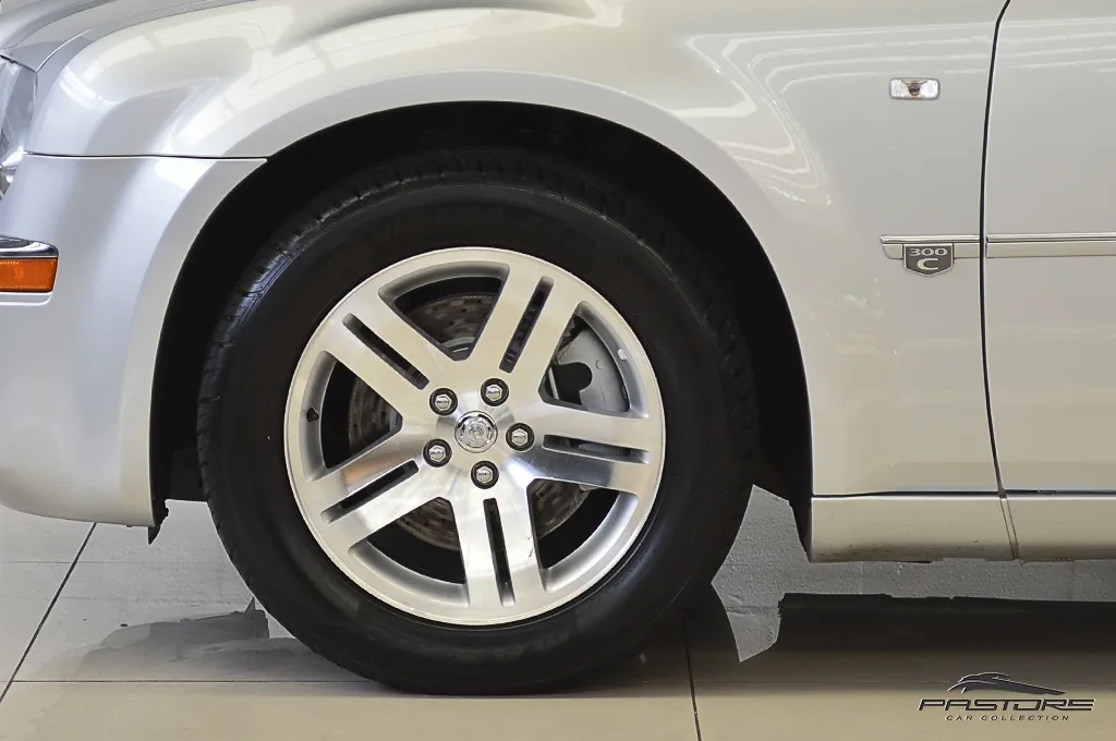 Chrysler 300C 5.7 Hemi