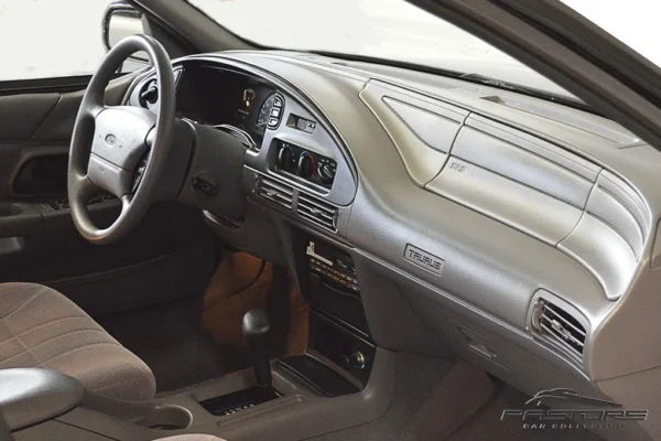 Ford Taurus GL