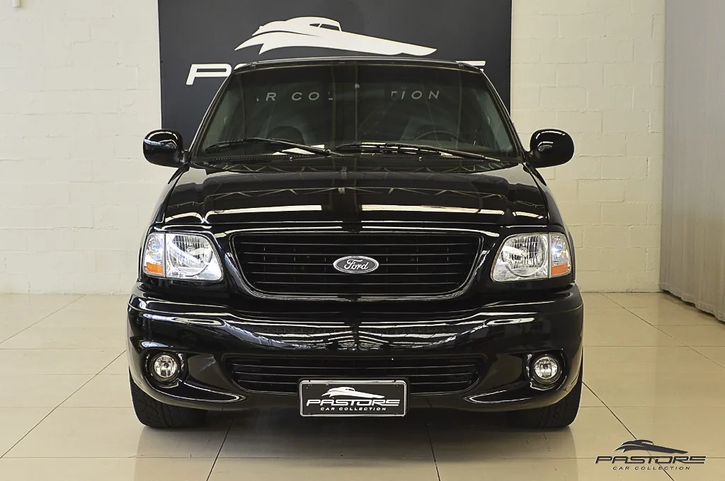 Ford F-150 SVT Lightning