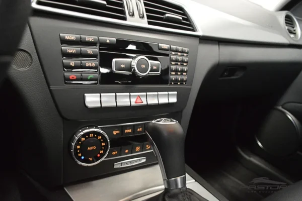 Mercedes-Benz C200 CGI Avantgarde