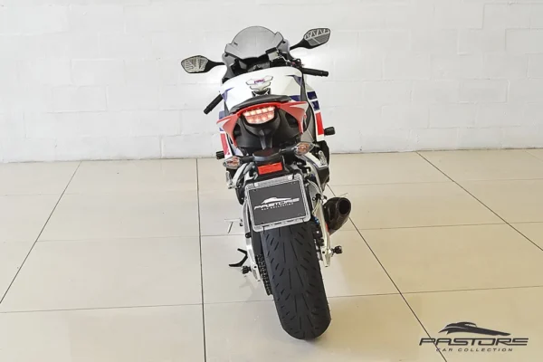 Honda CBR 1000RR Fireblade
