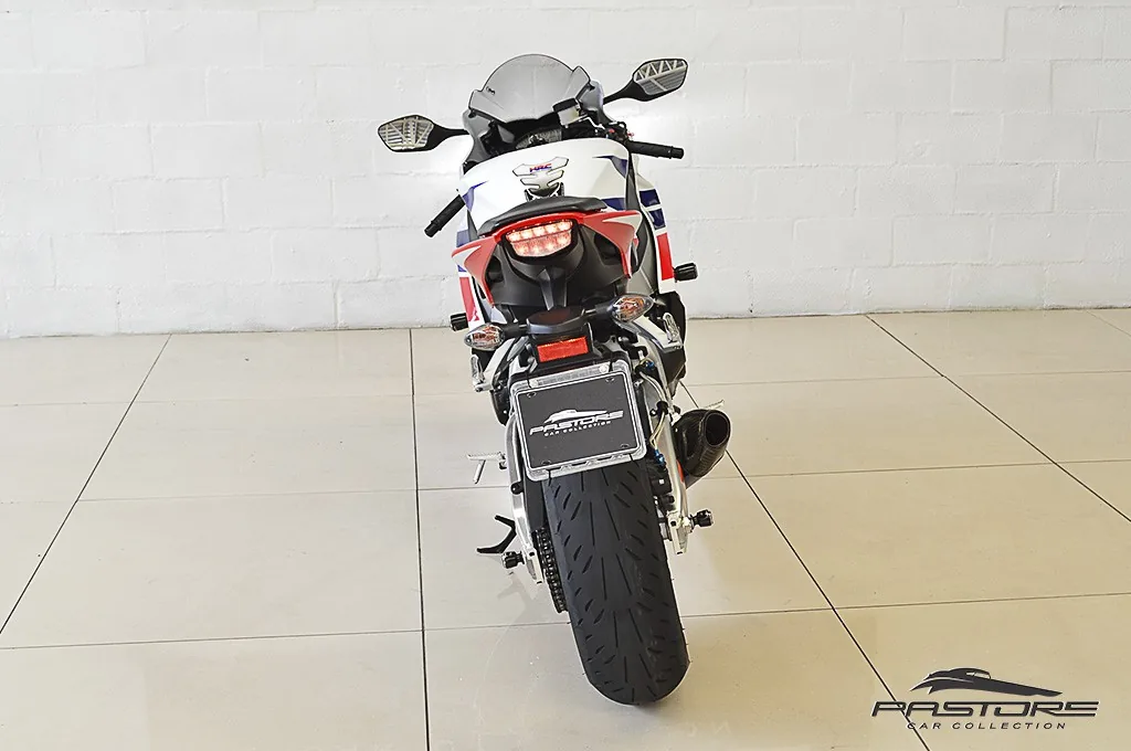 Honda CBR 1000RR Fireblade