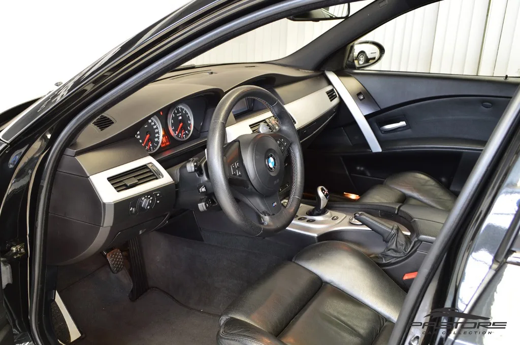 BMW M5 5.0 V10