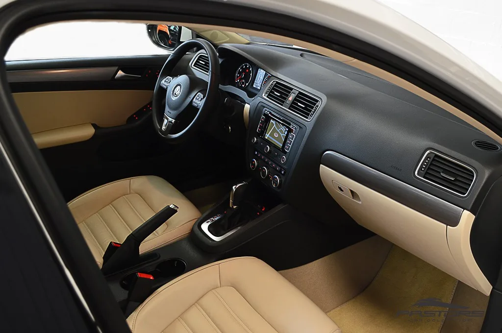 VW Jetta 2.0 TSI