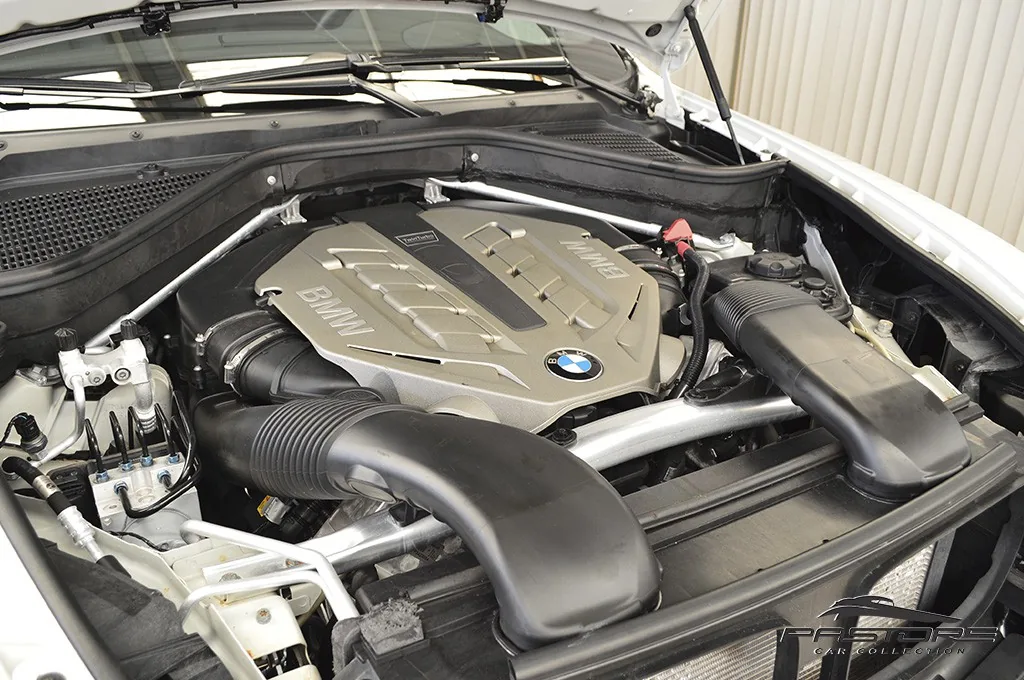 BMW X6 xDrive 50i