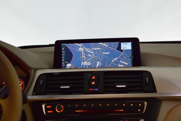 BMW 328i Modern