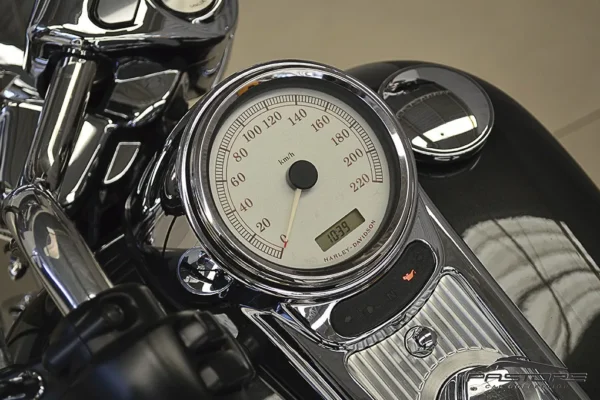Harley-Davidson Road King Custom