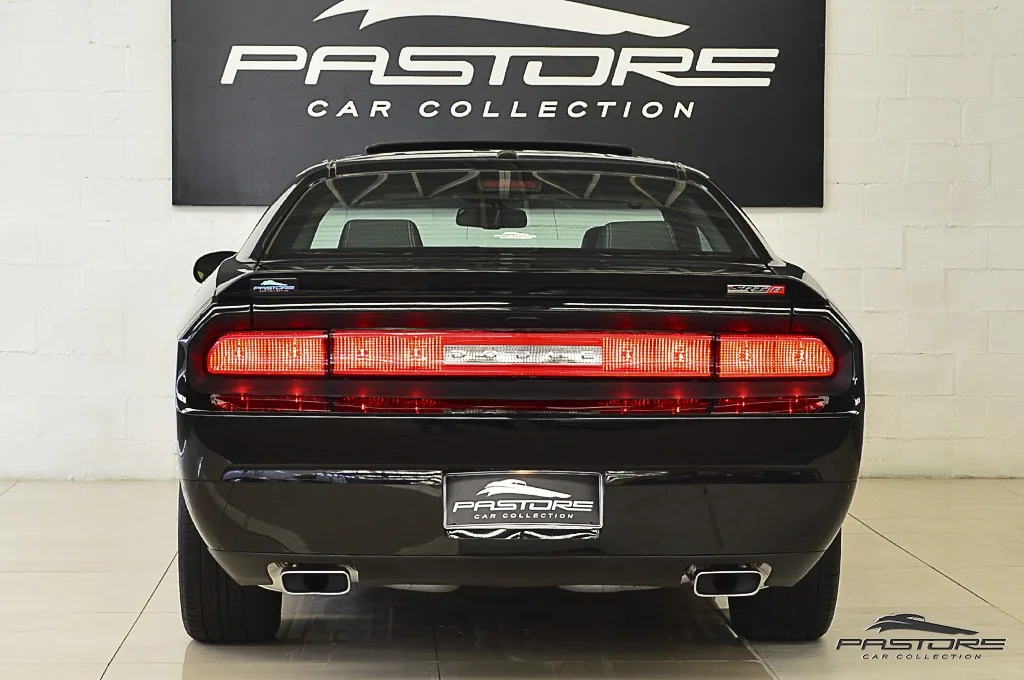 Dodge Challenger 392 SRT8