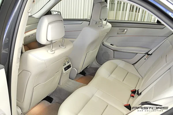 Mercedes-Benz E250 Turbo Avantgarde