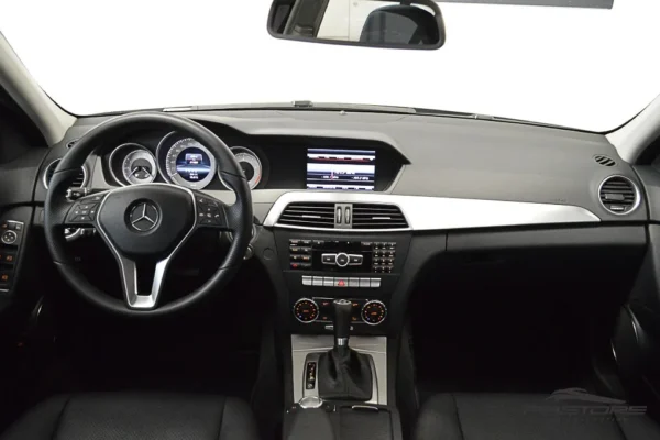 Mercedes-Benz C200 CGI Avantgarde