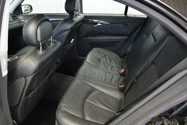 Mercedes-Benz E320 Avantgarde