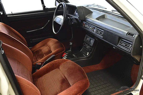 VW Passat LSE