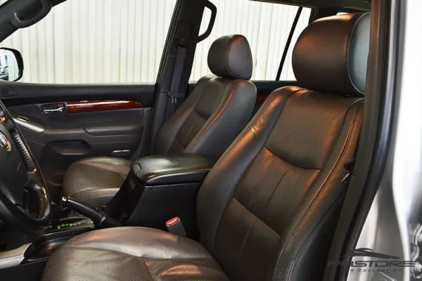Toyota Land Cruiser Prado VX