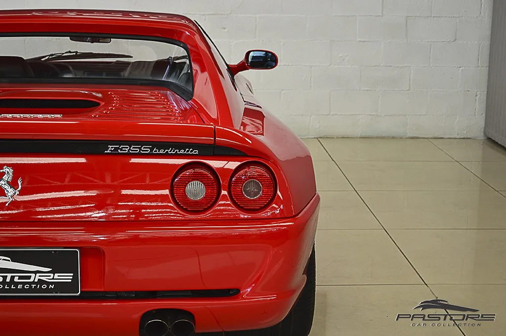 Ferrari F355 Berlinetta