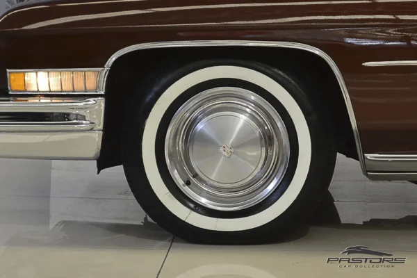 Cadillac Sedan De Ville