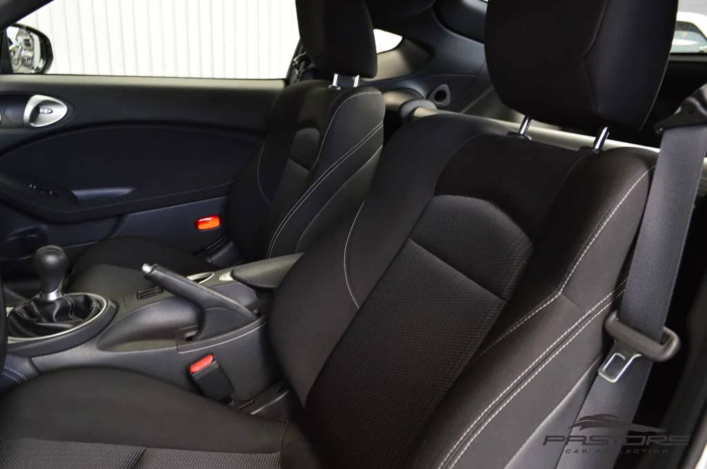 Nissan 370 Z Coupé