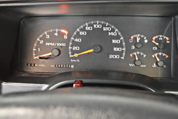 GM Silverado DLX TDI