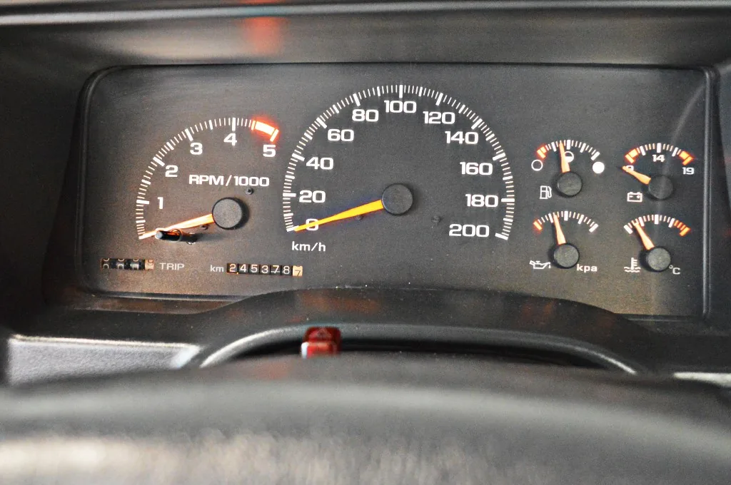 GM Silverado DLX TDI