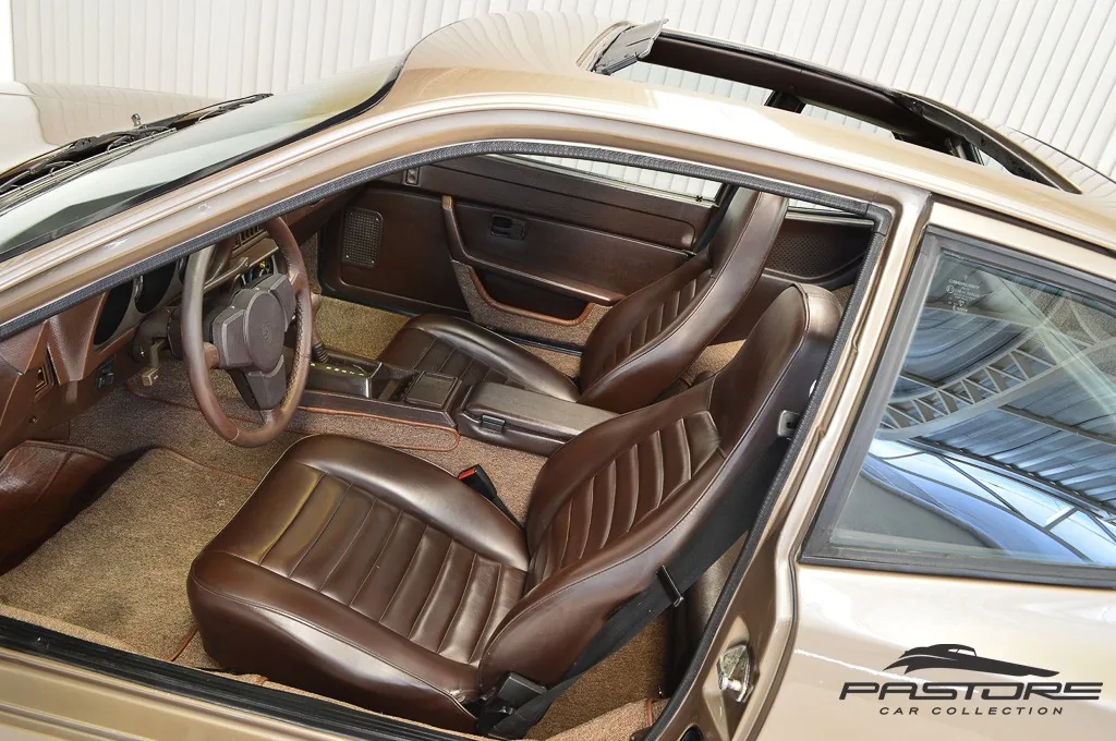Porsche 944 S2