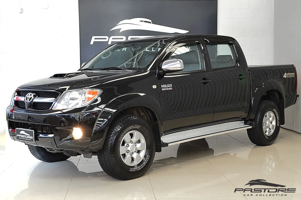 Toyota Hilux CD 4X4 SRV AT