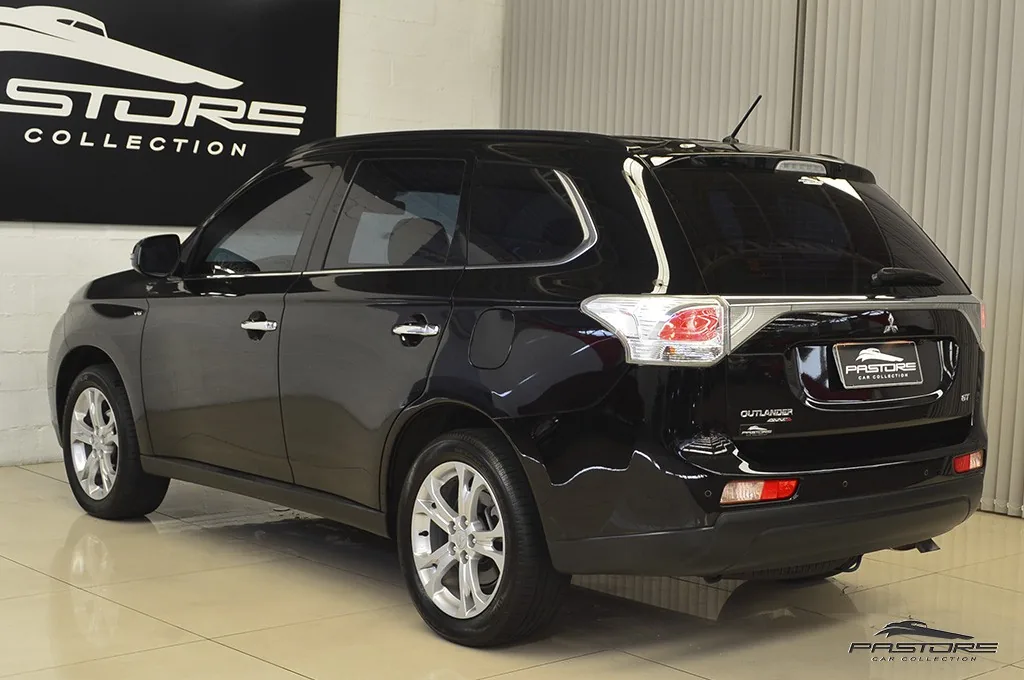 Mitsubishi All New Outlander GT