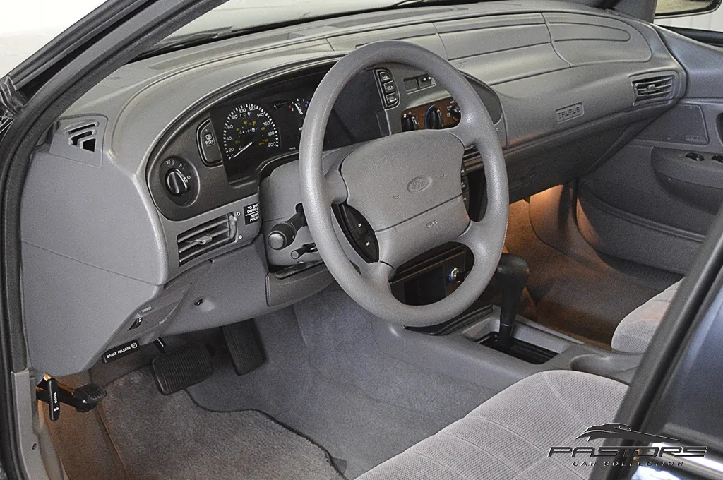 Ford Taurus GL