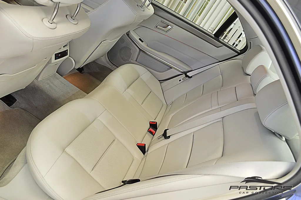 Mercedes-Benz E250 Turbo Avantgarde