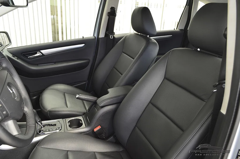Mercedes-Benz B180 Family Plus