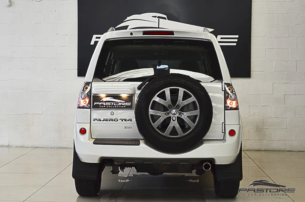 Mitsubishi Pajero TR4 2.0 16v 4x2