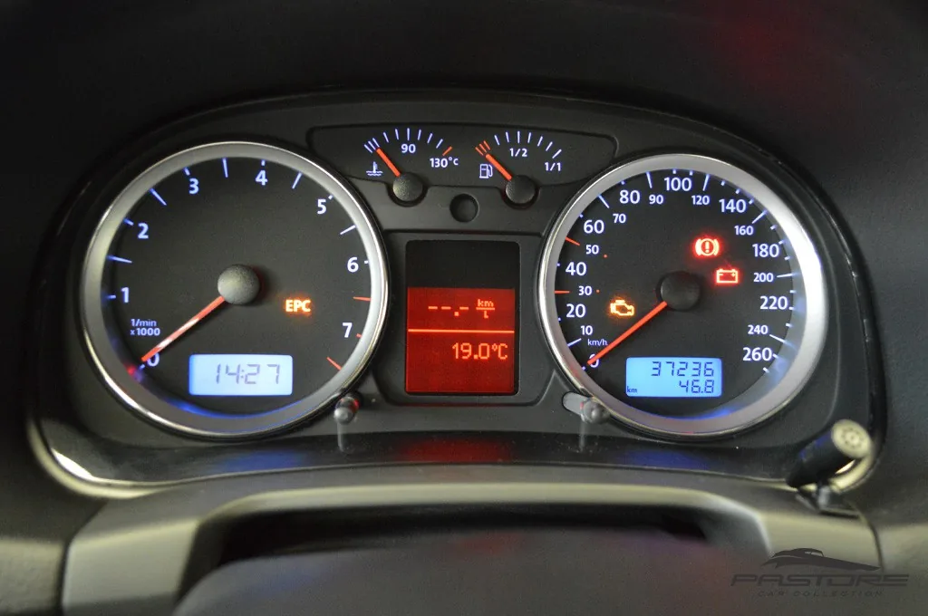 VW Golf 1.6 Sportline
