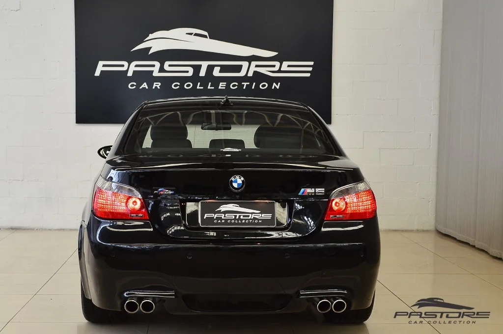 BMW M5 5.0 V10