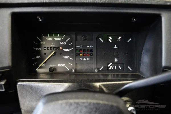 VW Voyage CL