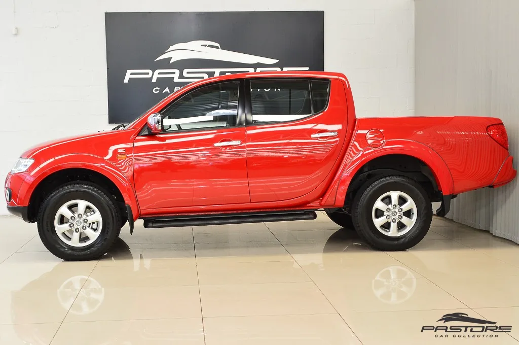 Mitsubishi L200 Triton 3.2D AT